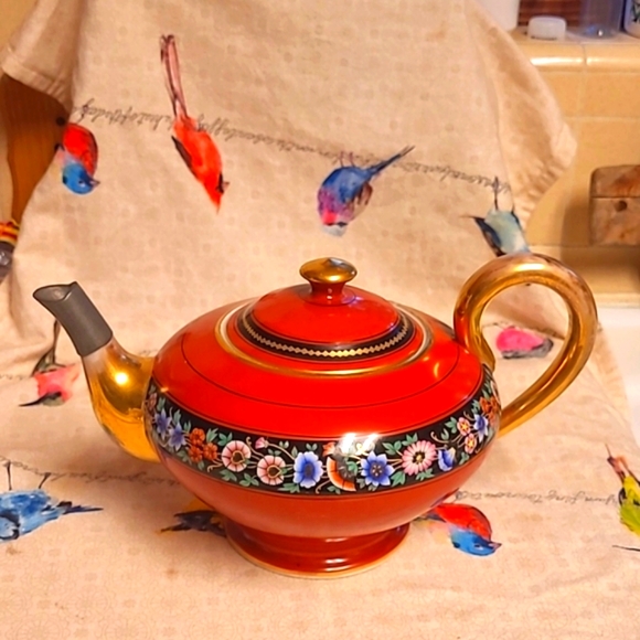 Antique Tea Pot 1 litre Rare with Sugar Bowl - Picture 2 of 14